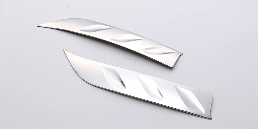 FRONT NO. PLATE GARNISH